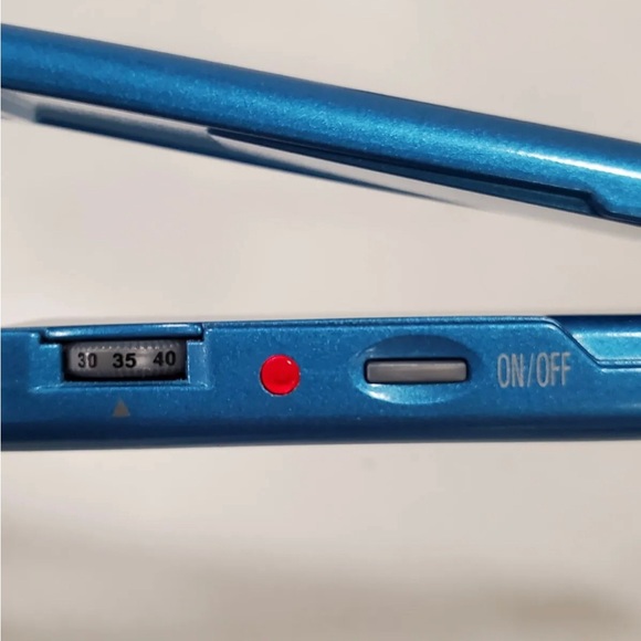 BaBylissPRO Nano Titanium™ 1½ " Ultra-Thin Straightener - Picture 1 of 4